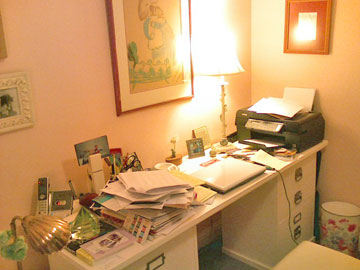 Heather Vogel Frederick's office